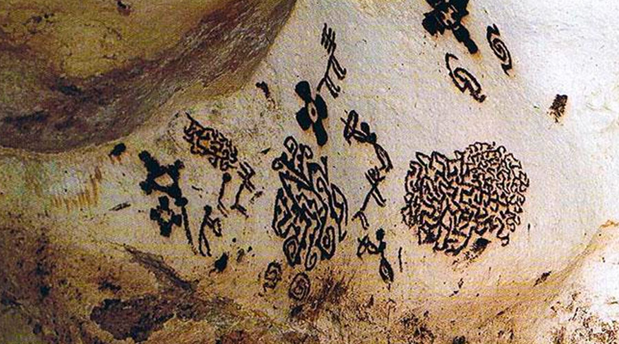 Alcuni pittogrammi rinvenuti sulle pareti della grotta dei cervi a porto Badisco