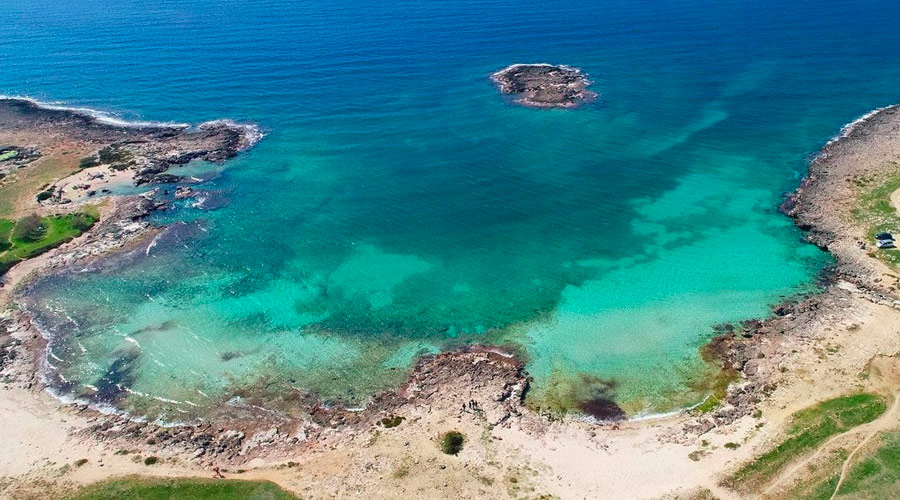 La spiaggia del Frascone vicino Sant'Isidoro